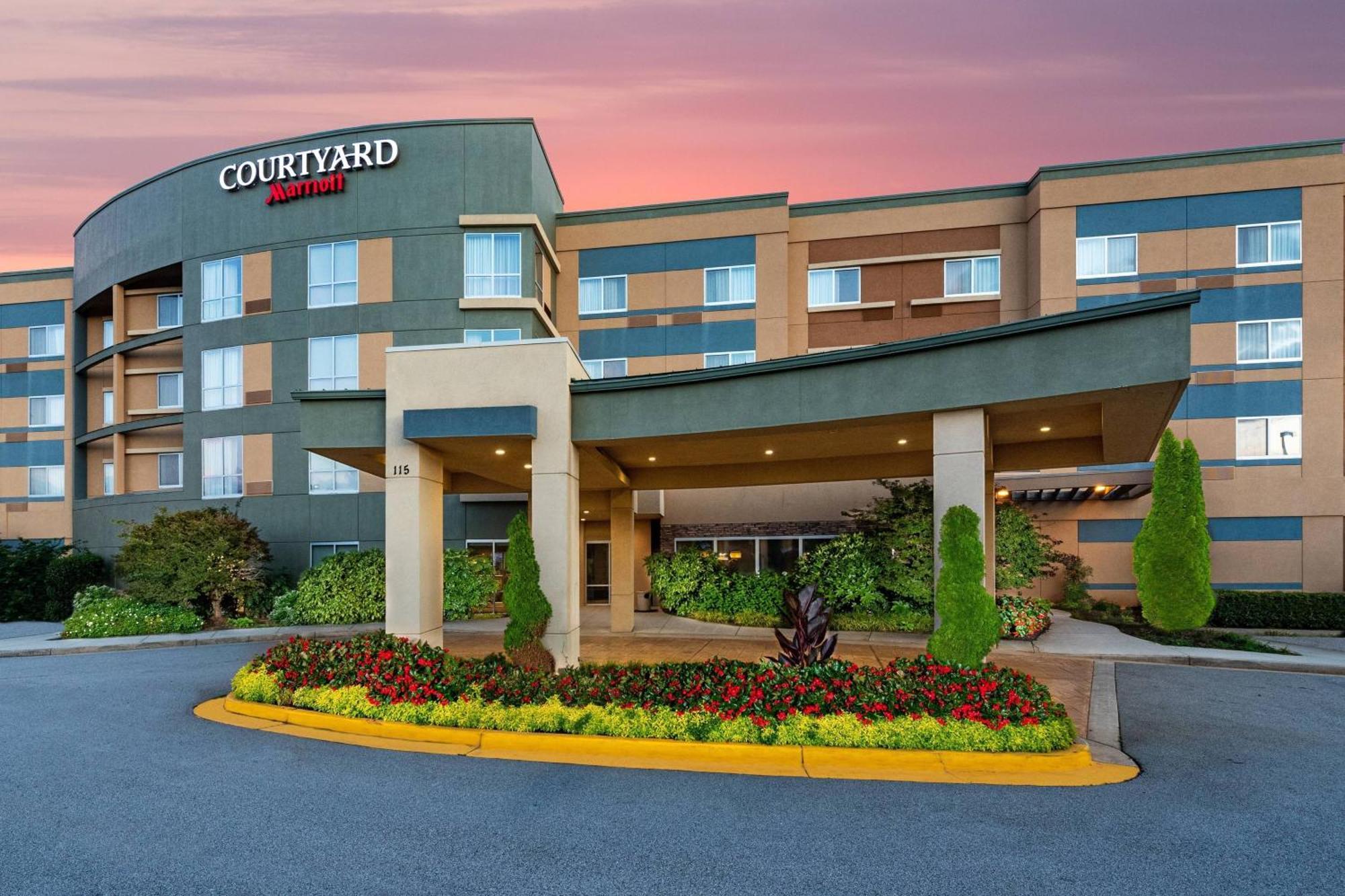 Courtyard Atlanta Mcdonough Hotel Exterior photo